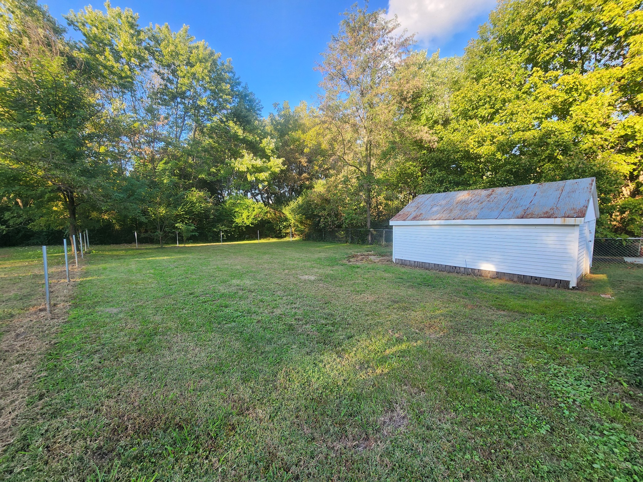 113 Swan Ave