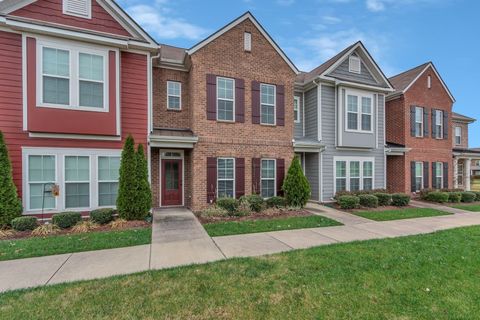 305 Dursley Pvt Ln Spring Hill TN 37174