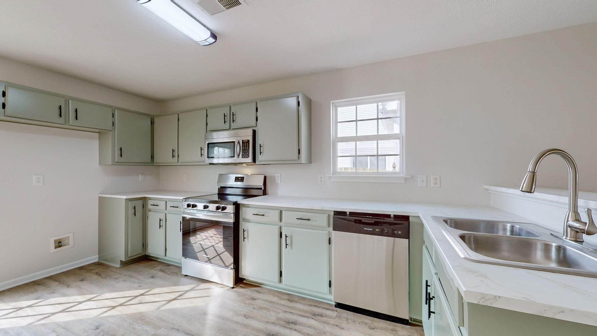 2739 Pepperdine Dr