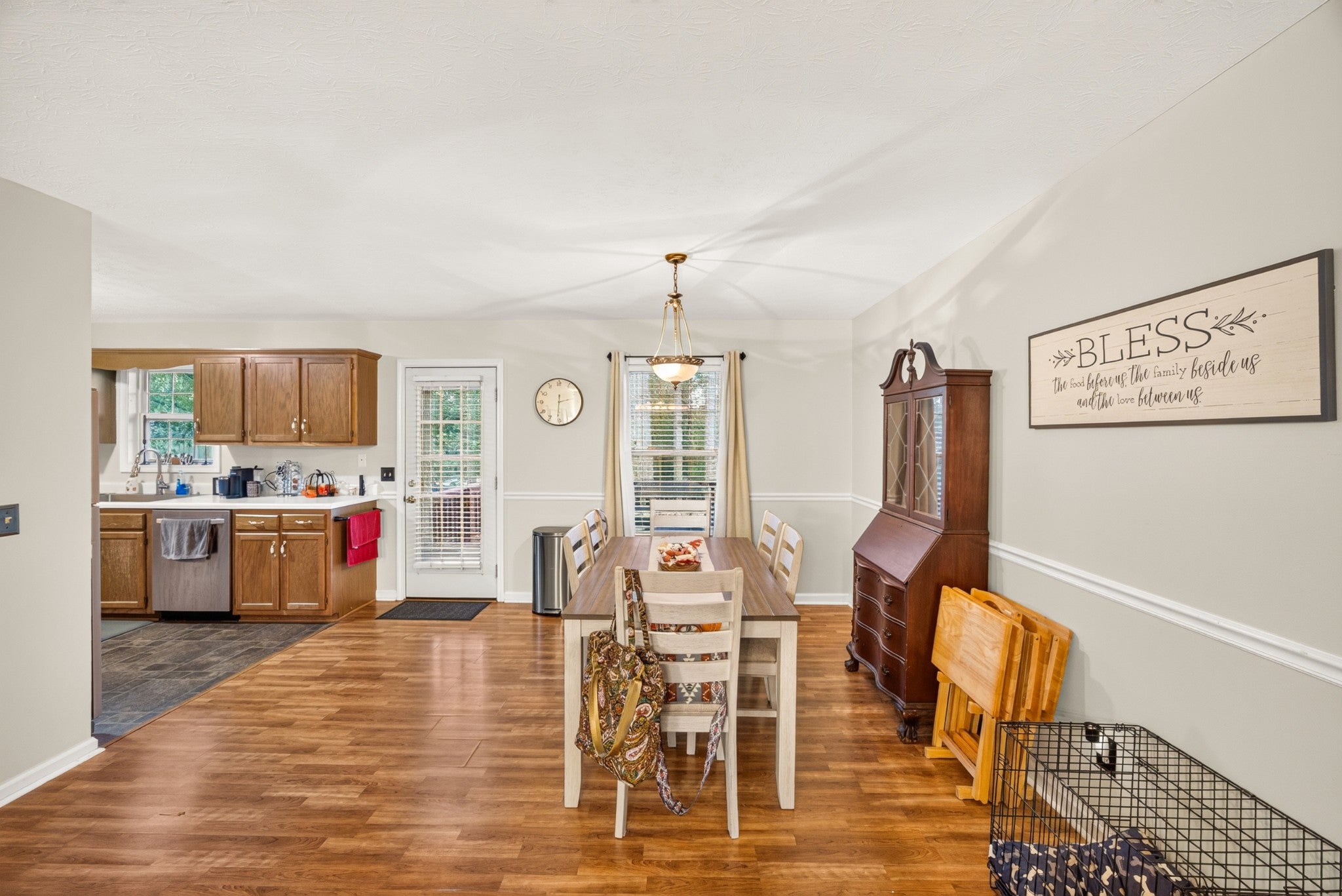 3733 Shady Oak Cir