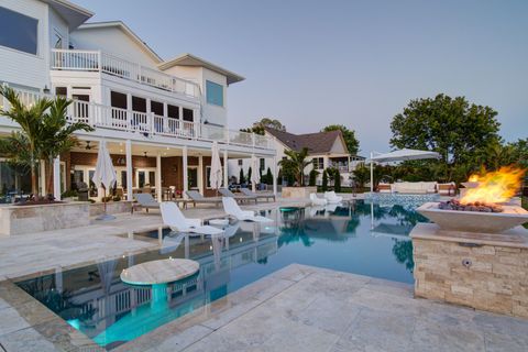 1060 Lakeshore Dr Gallatin TN 37066