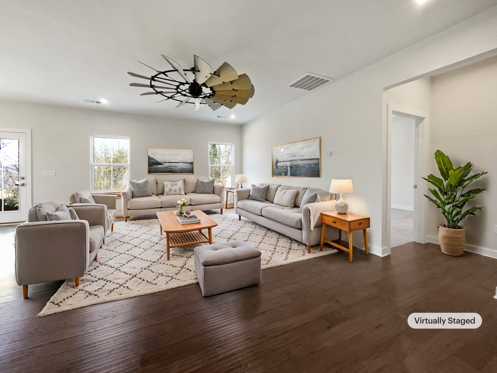 Brentwood, Tennessee 37027, United States, 4 Bedrooms Bedrooms, ,3 BathroomsBathrooms,Residential,Pending,101242