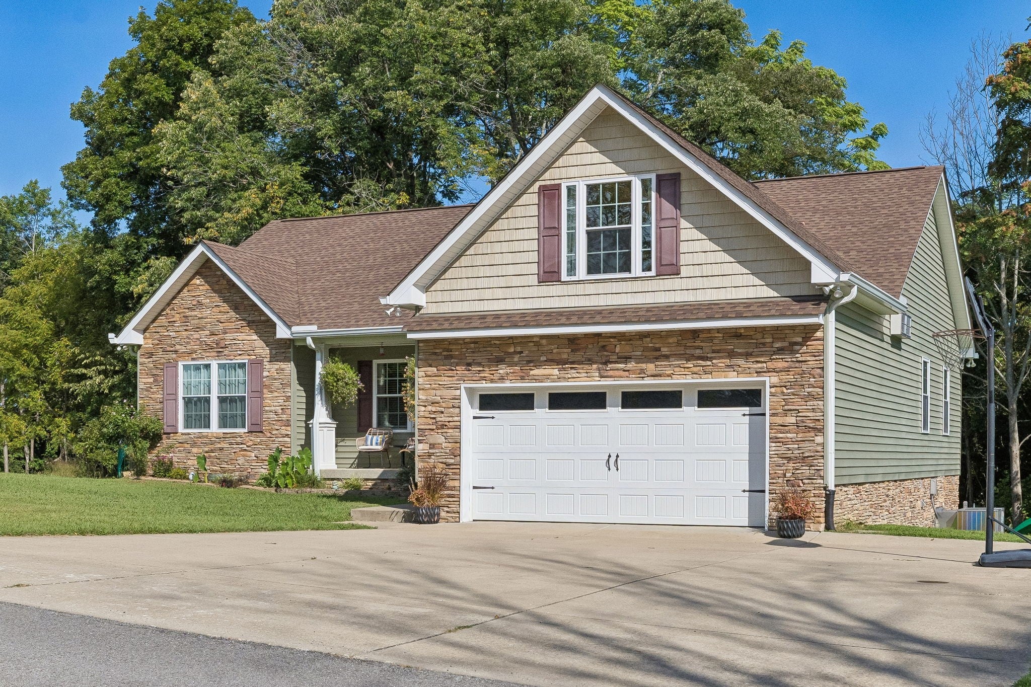 1301 Shell Rd