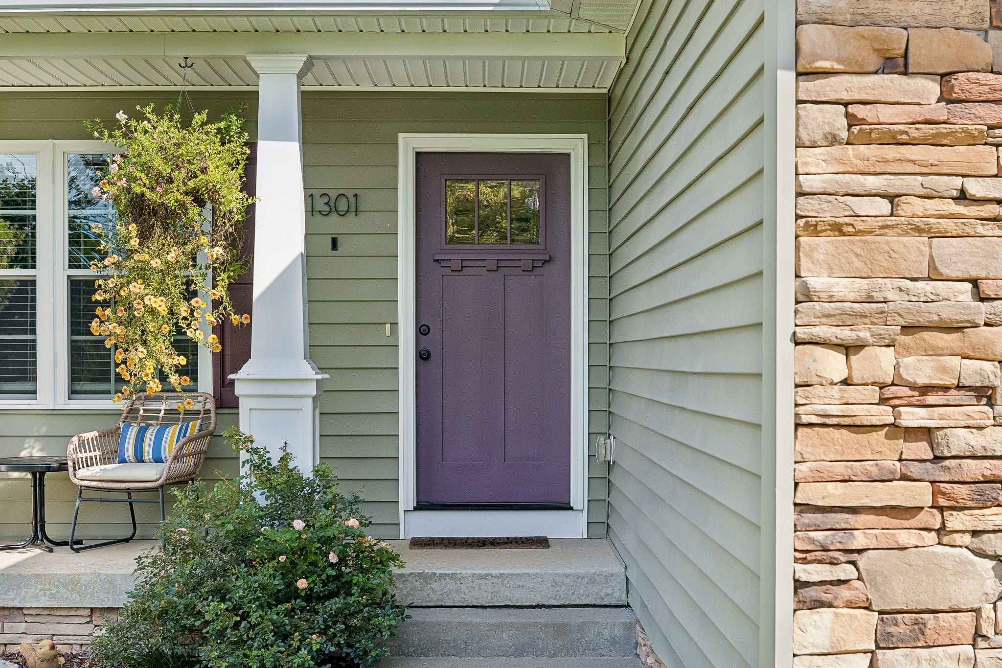 1301 Shell Rd