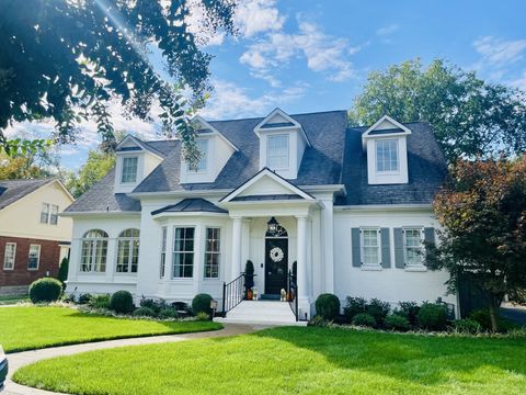 1483 Clairmont Pl Nashville TN 37215