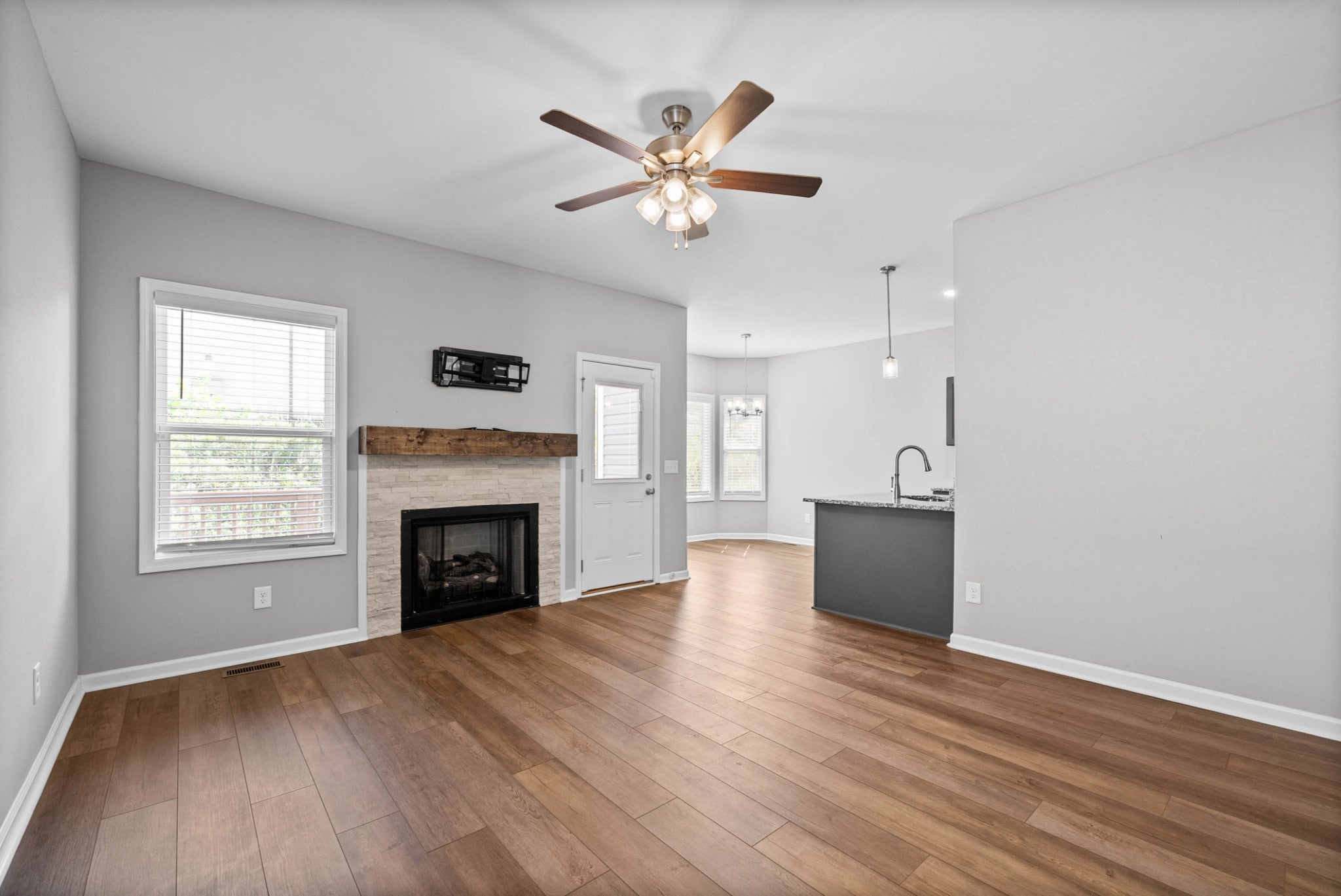 54 E Fork Dr A