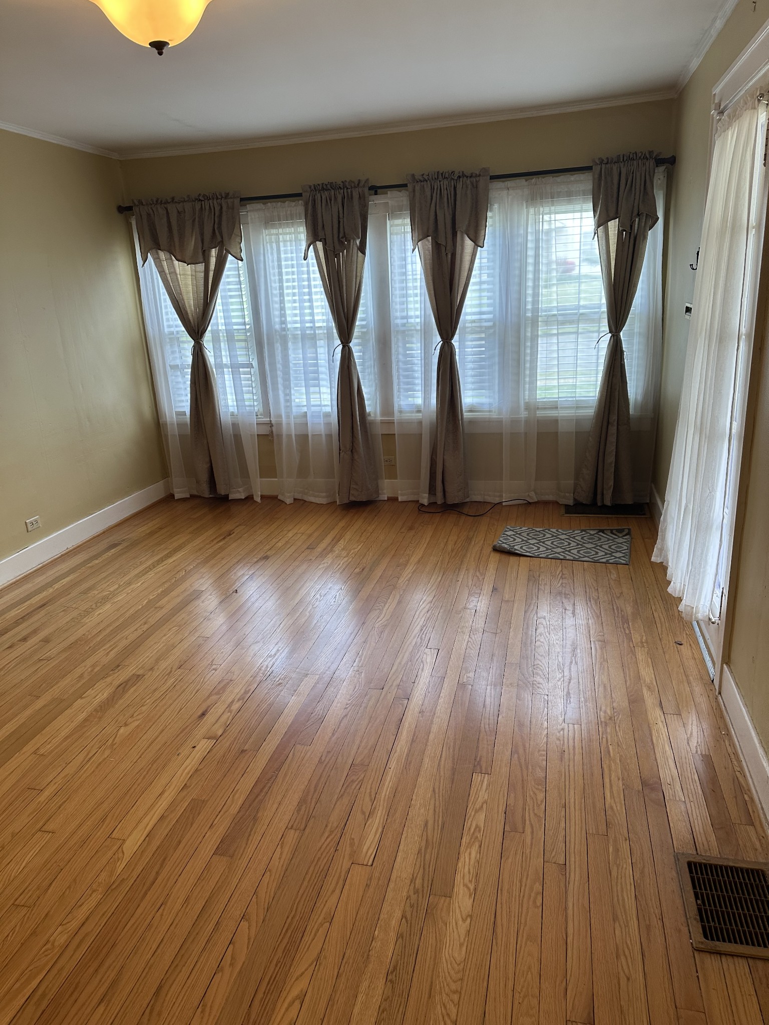 309 3rd Ave 40