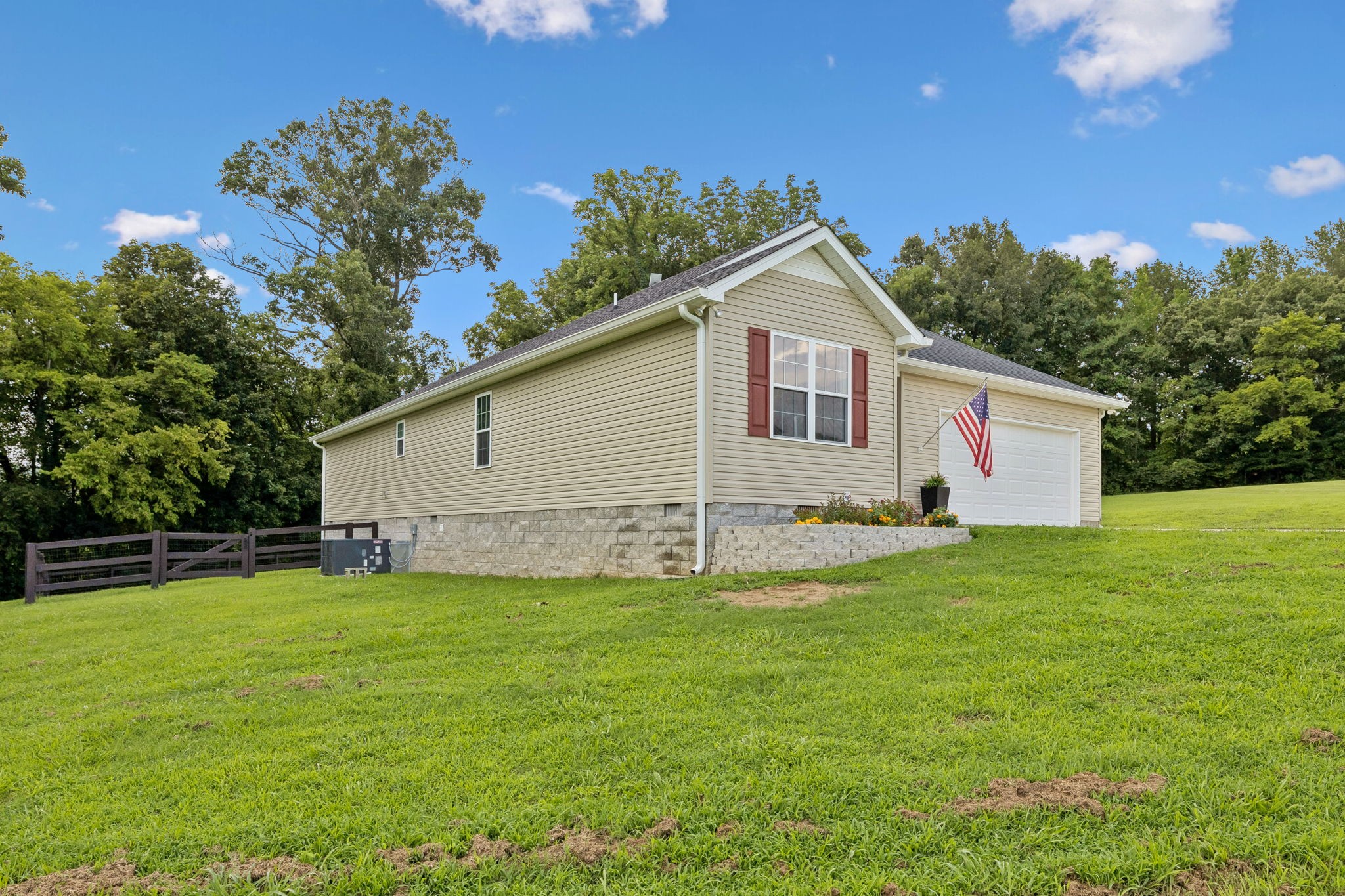 111 Fiddlers Ct