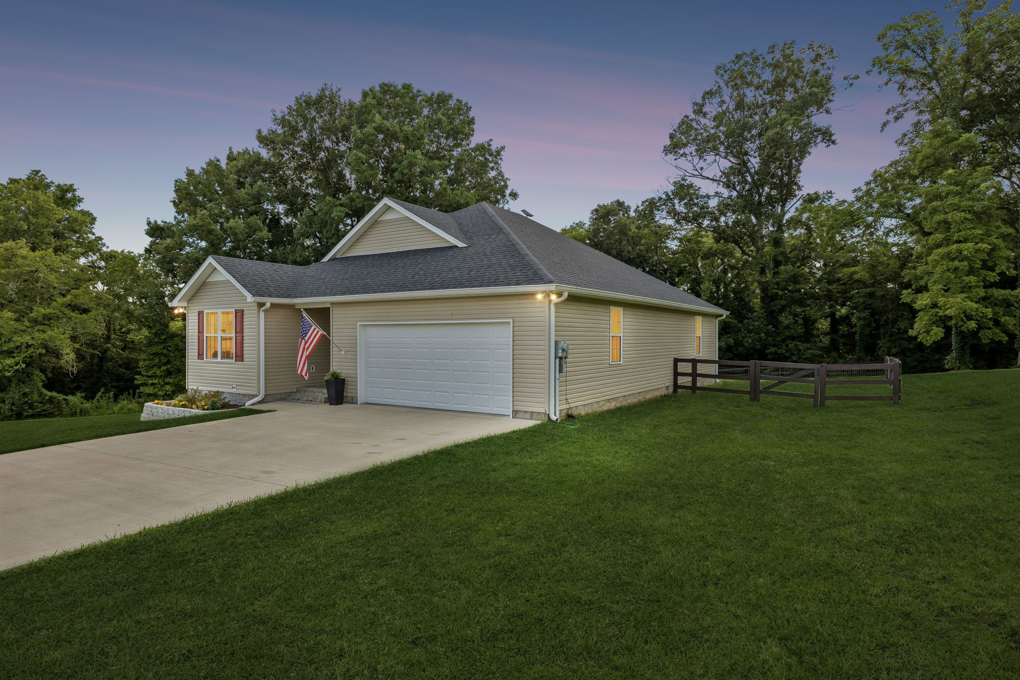 111 Fiddlers Ct