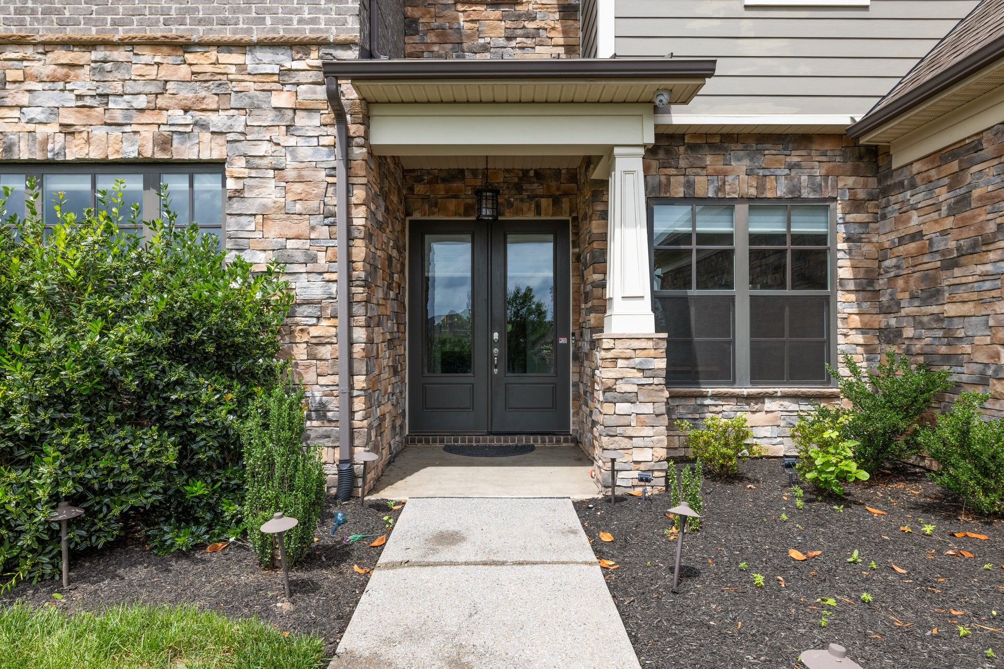 9488 Stillbrook Trce