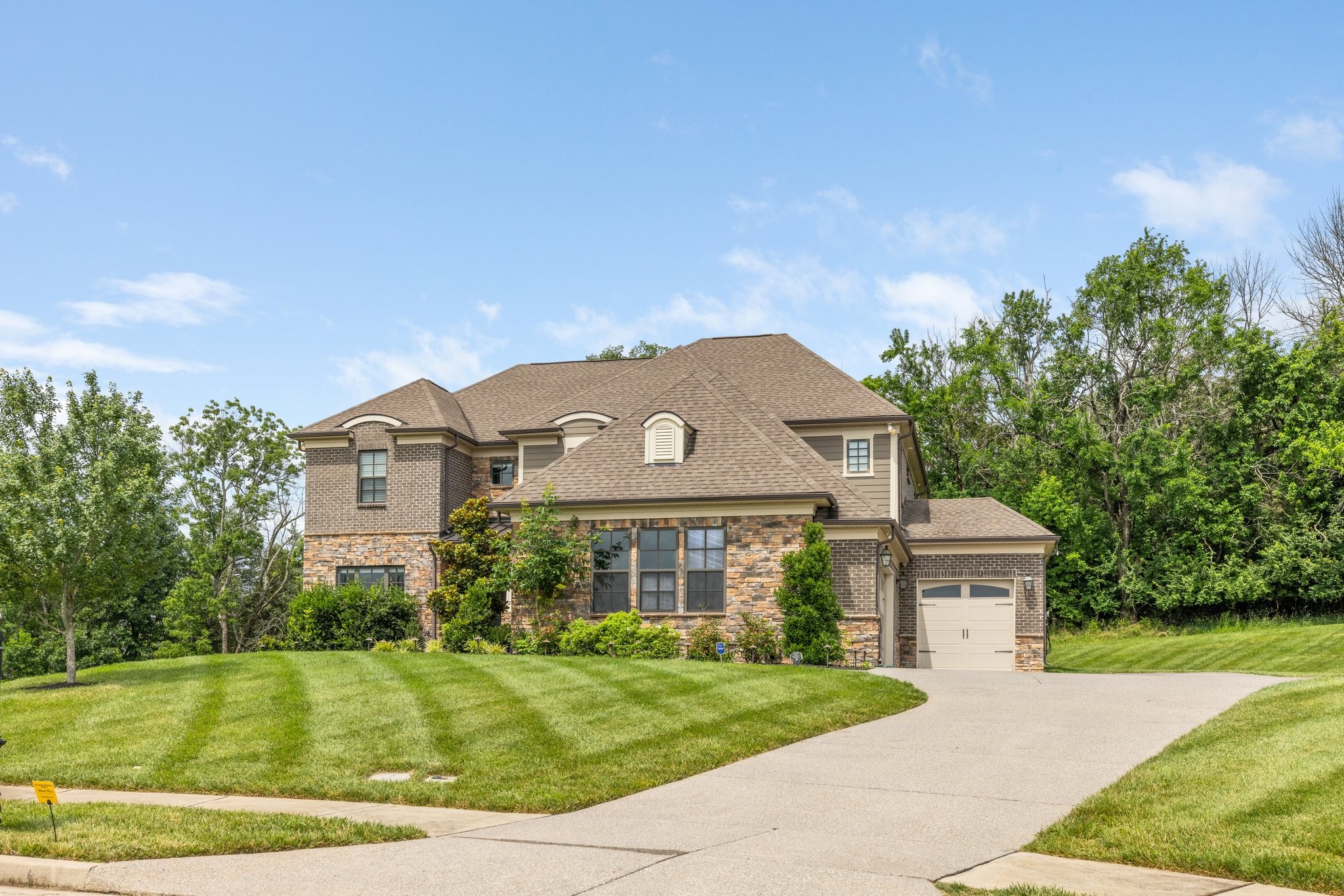 9488 Stillbrook Trce