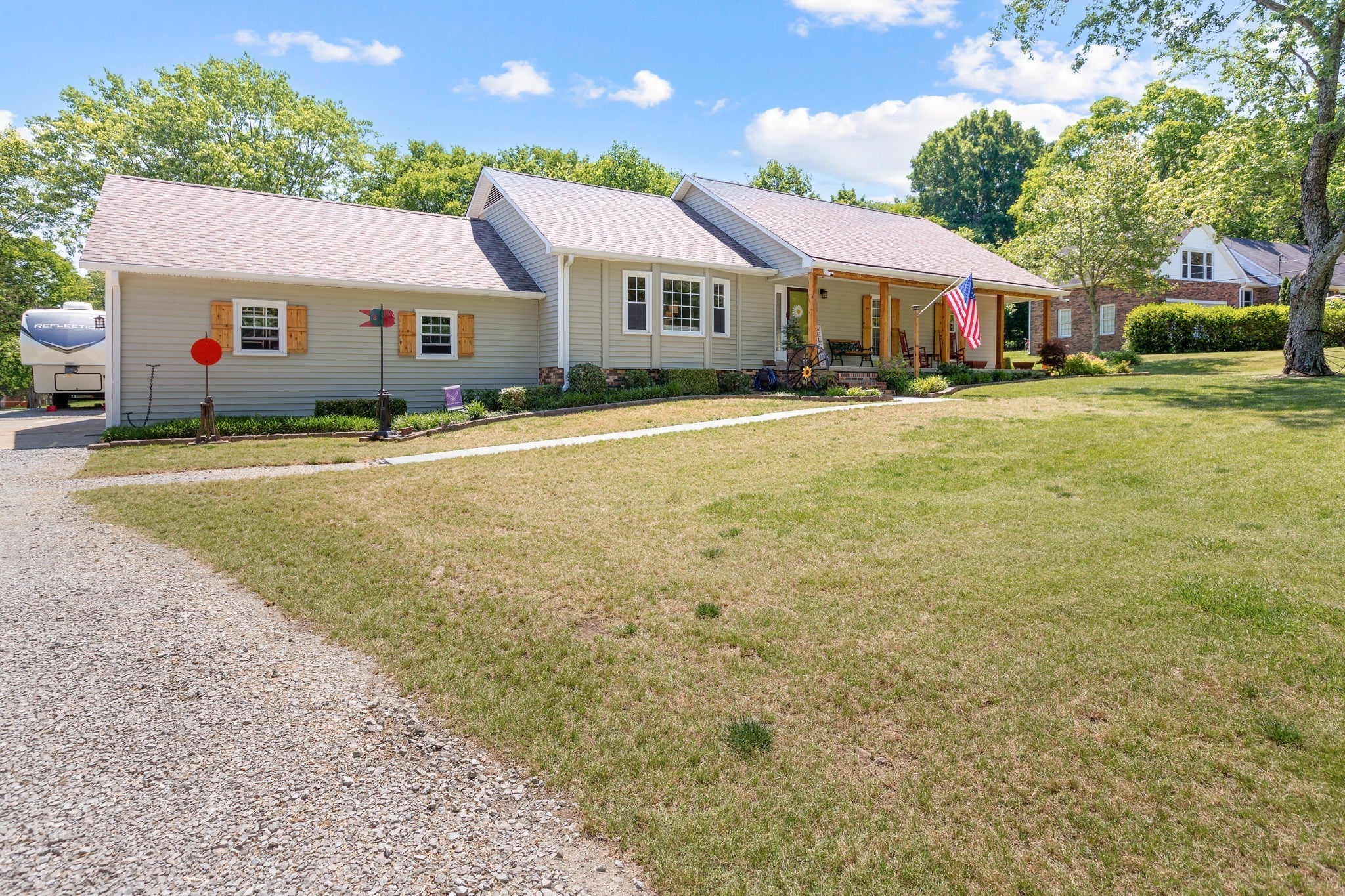 415 Centennial Ave