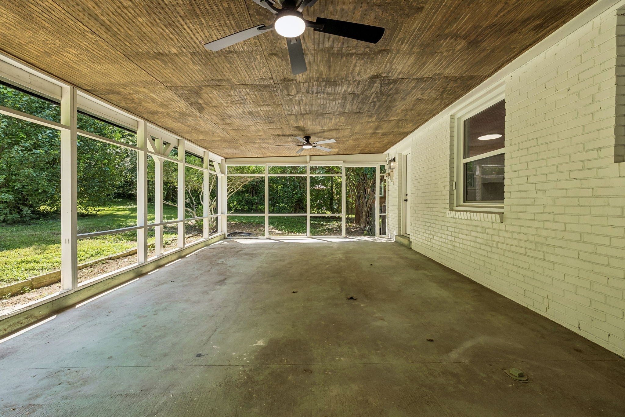 2208 Larimore Dr