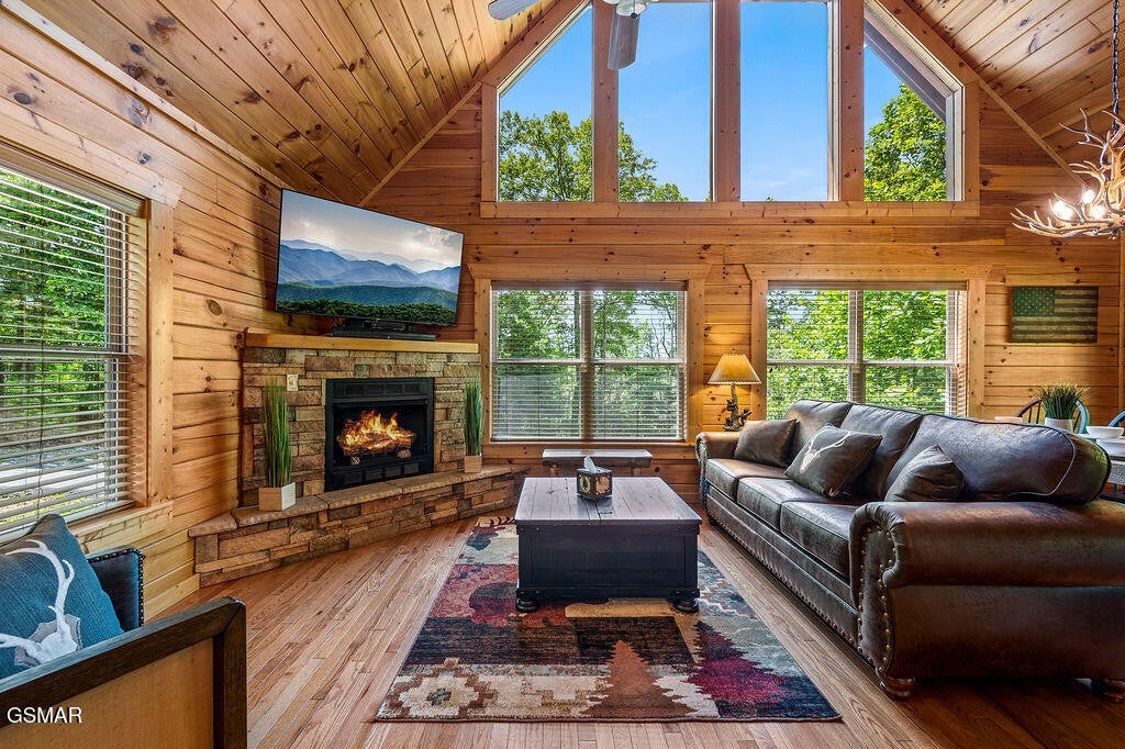 766 High Mountain Way