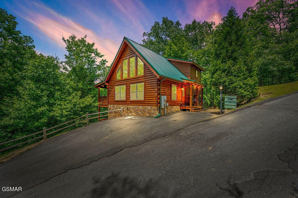 766 High Mountain Way