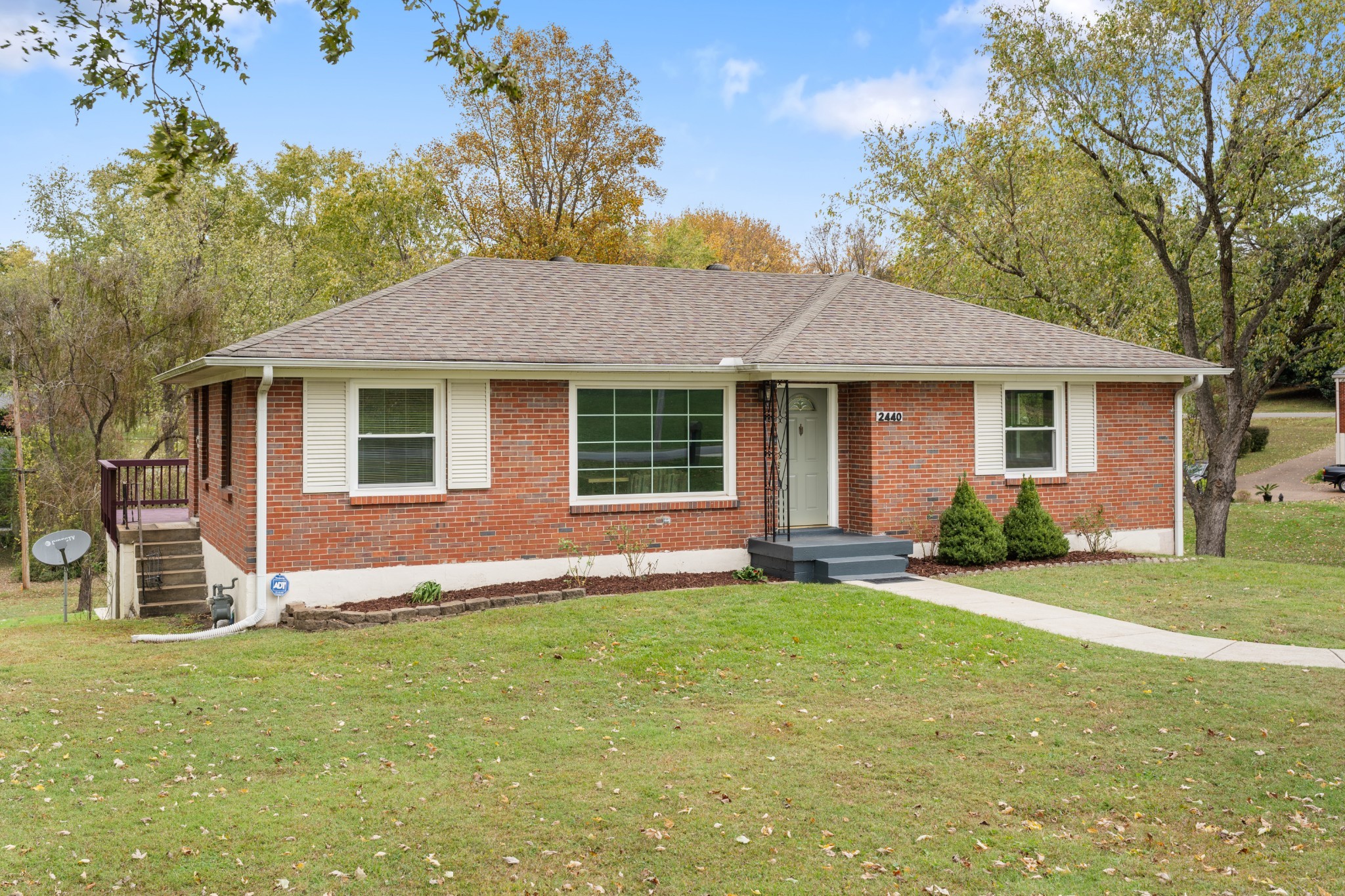 2440 Cabin Hill Rd