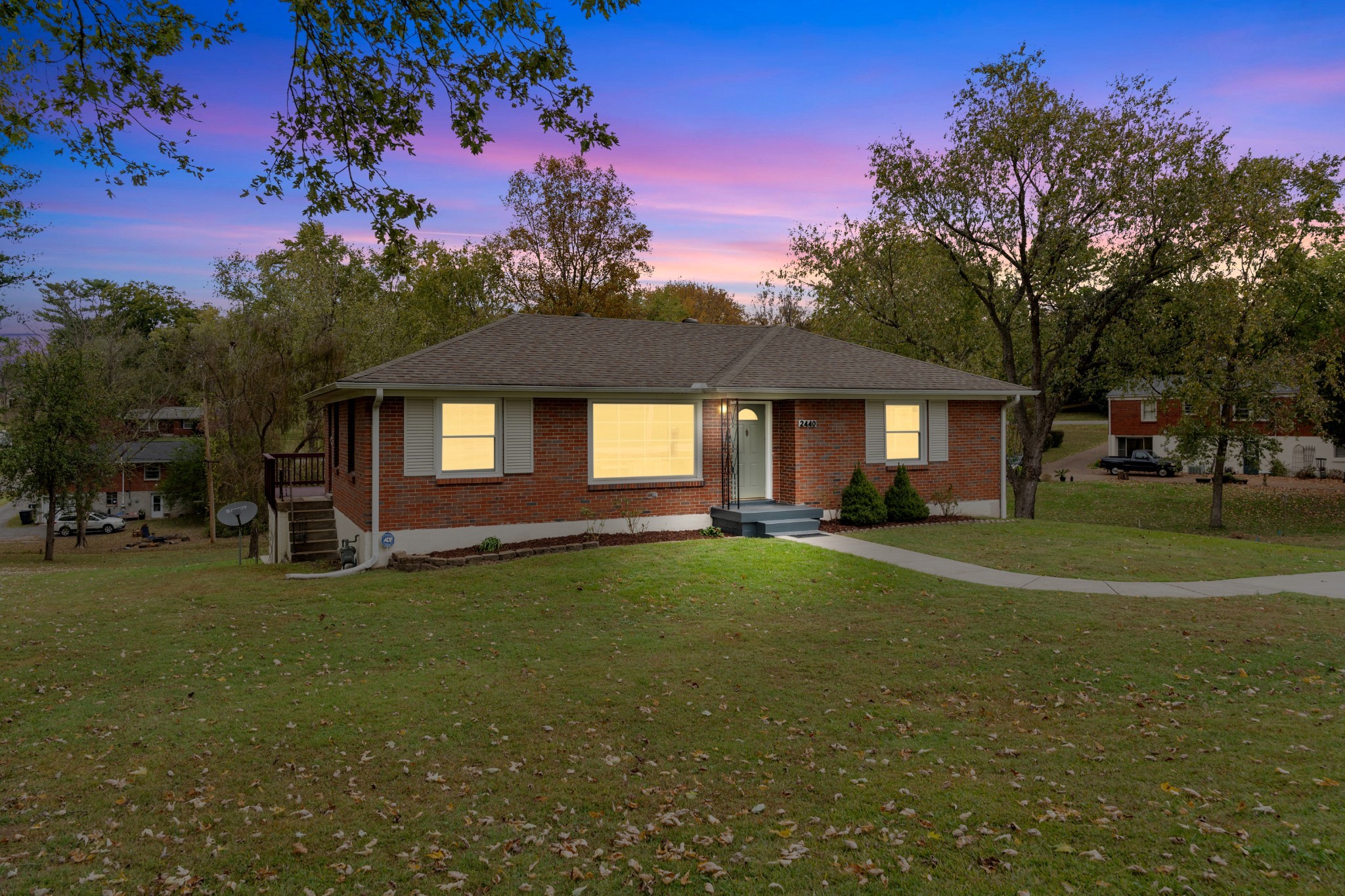 2440 Cabin Hill Rd