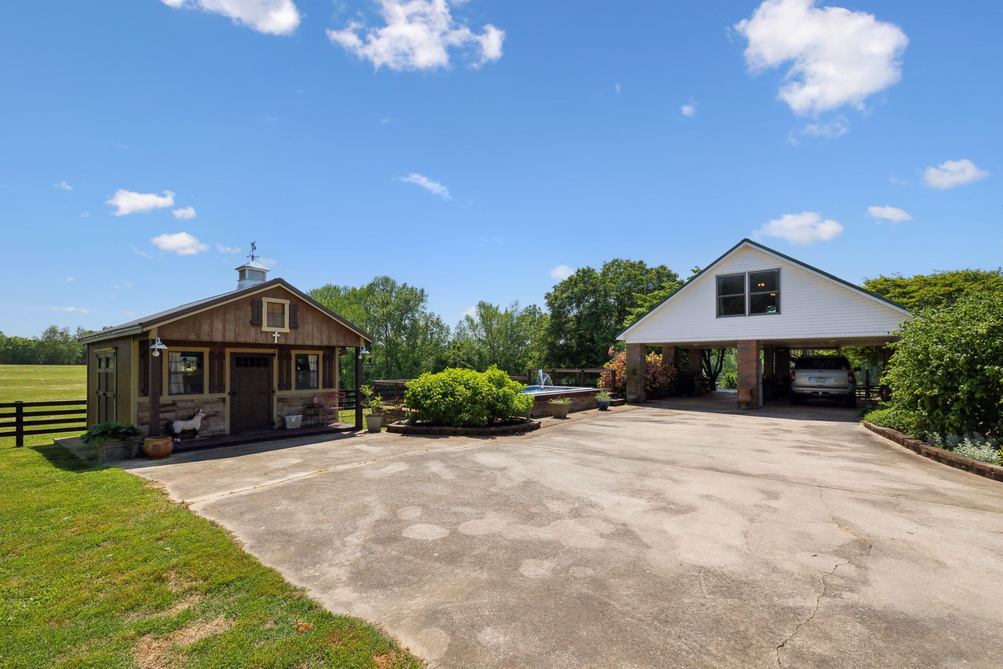 7734 Upper Snake Rd