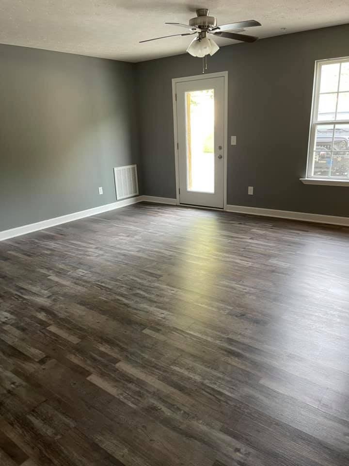 130 Main St S 7