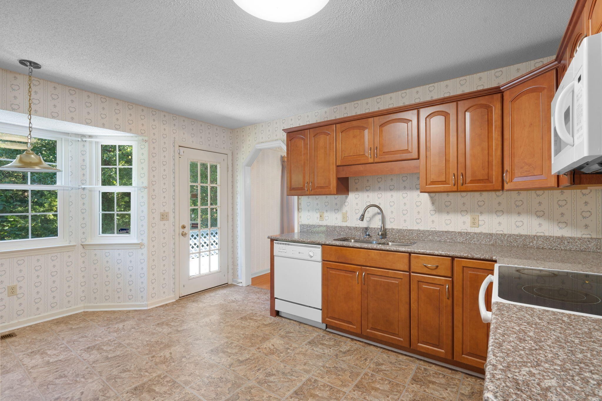 6831 Deerwood Drive