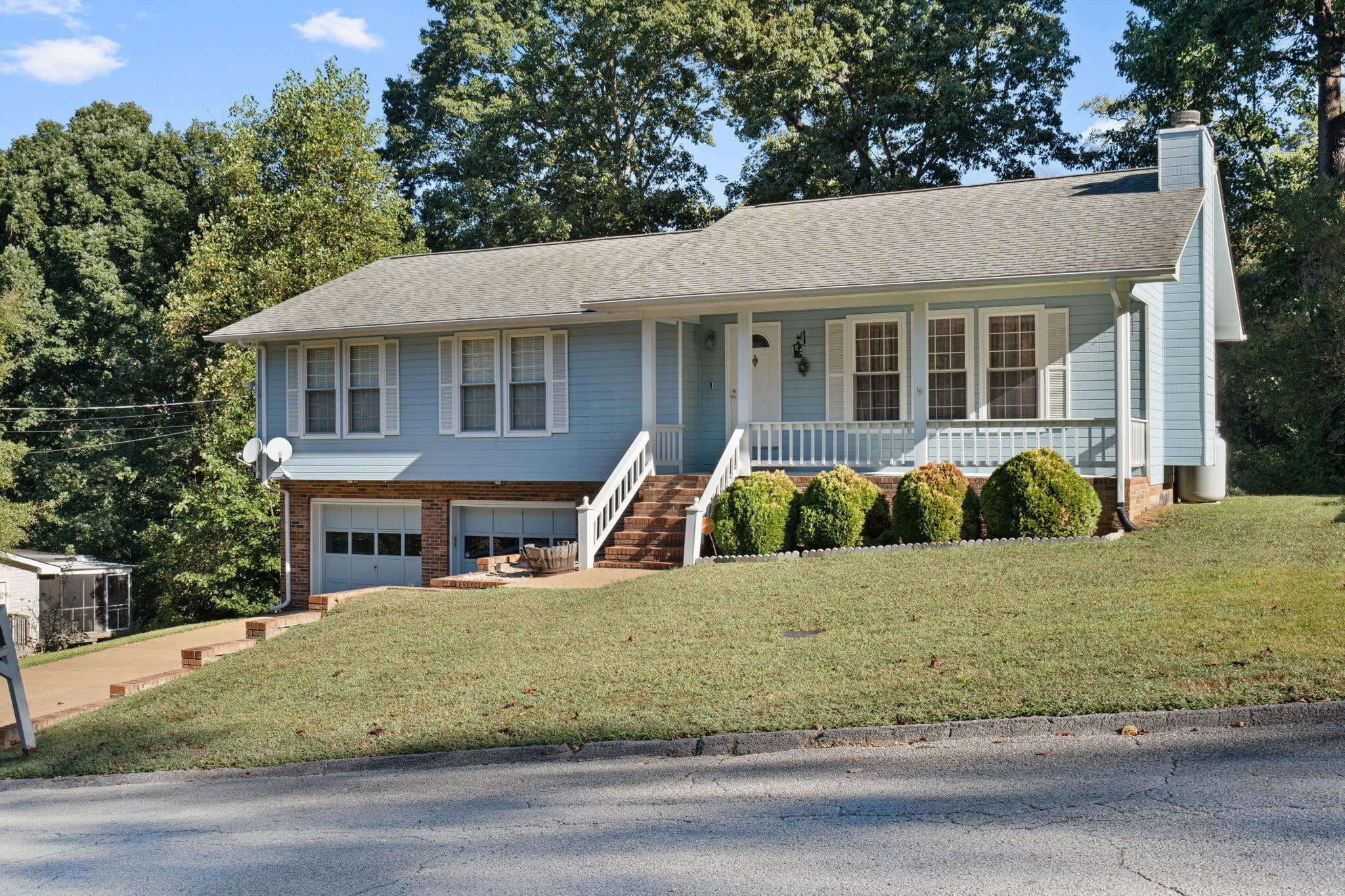 6831 Deerwood Drive