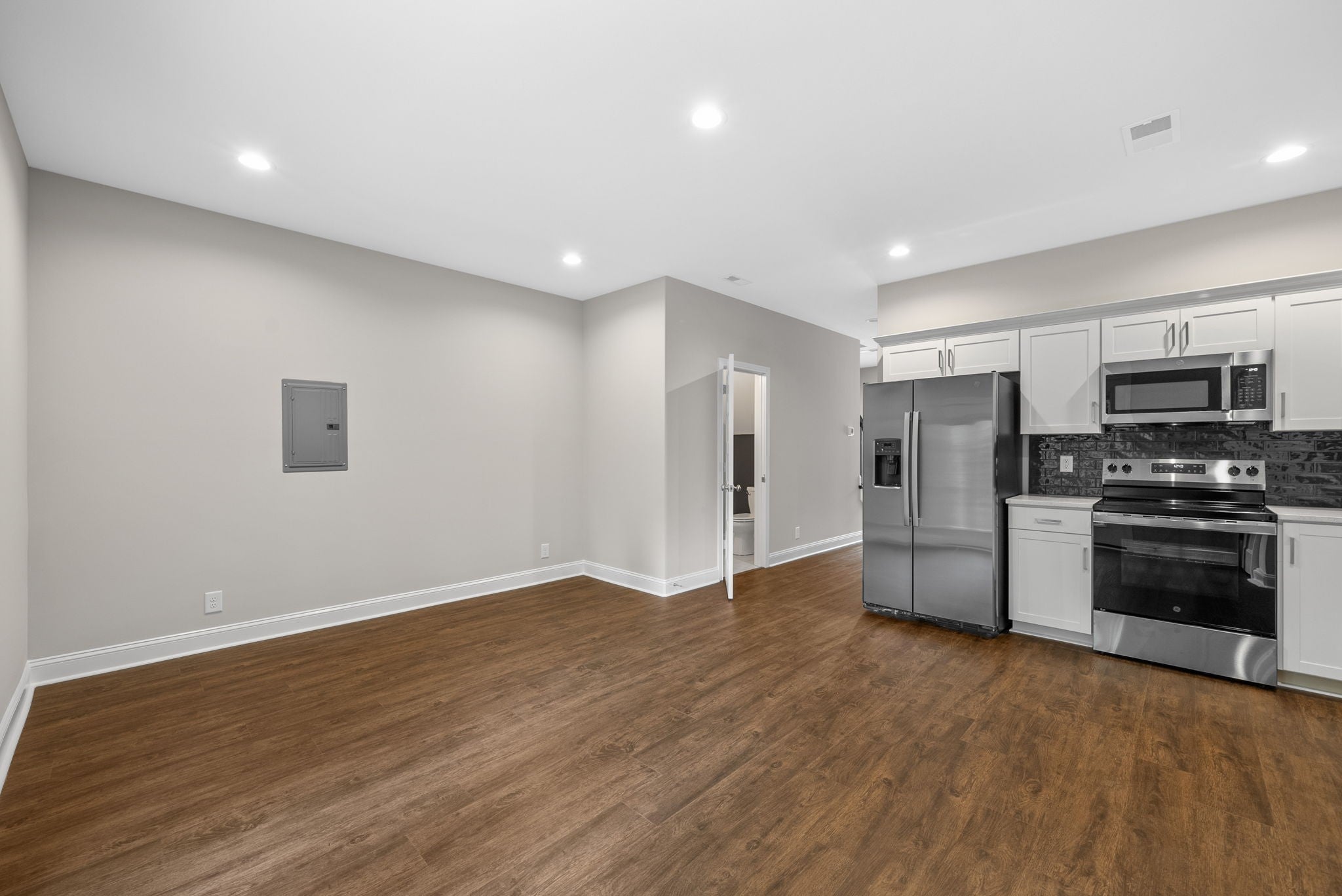 1803 Evans Rd 1