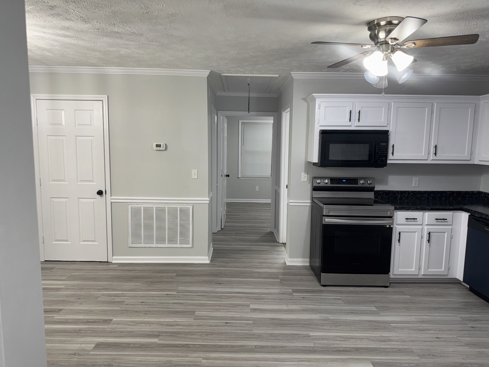 116 Mercury Dr