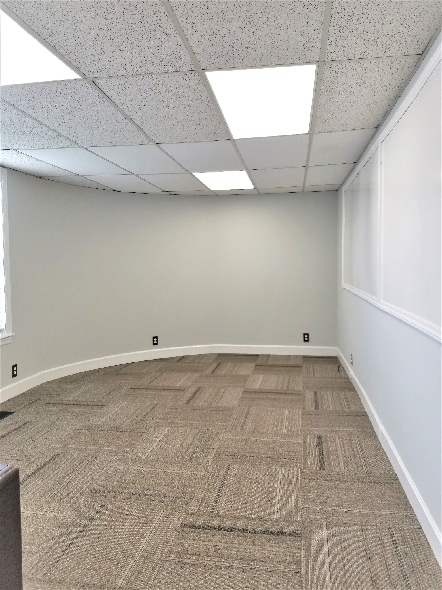 Photo 1 of 20 — 210 N Main St, Goodlettsville, TN 37072