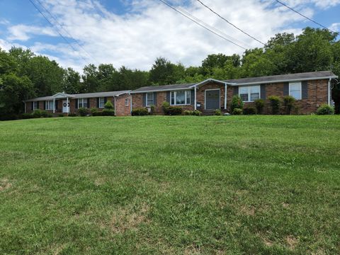 1006 Center Point A-B Hendersonville TN 37075