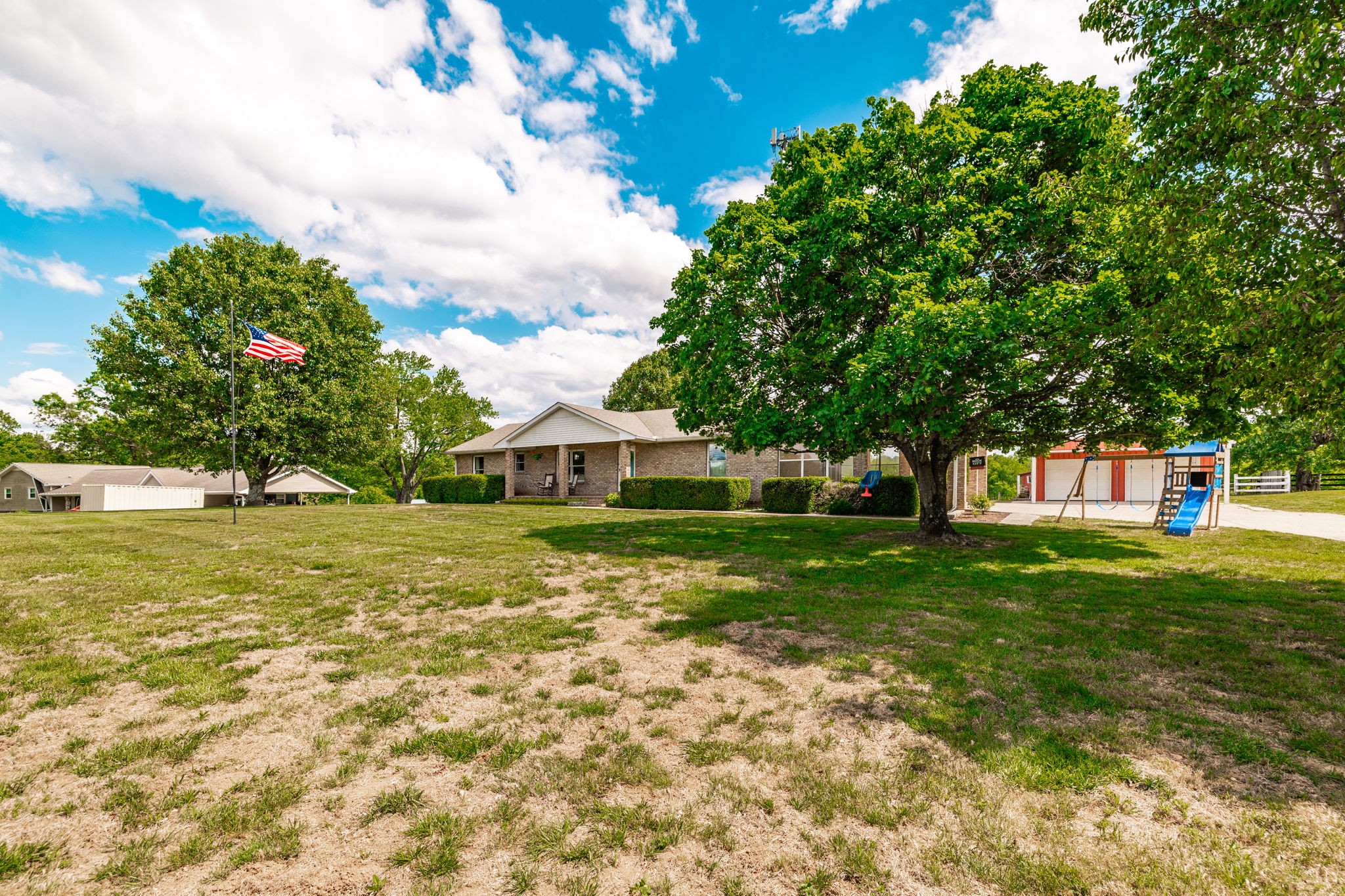 1976 Hartsville Pike