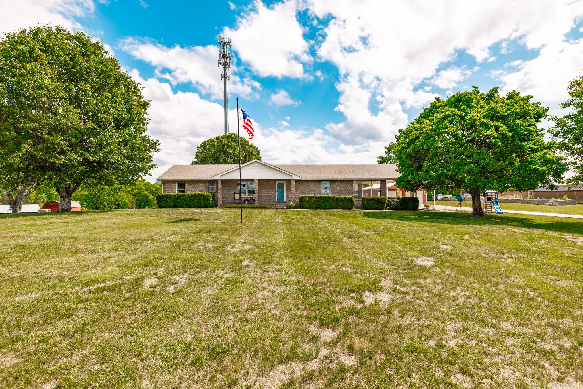 1976 Hartsville Pike