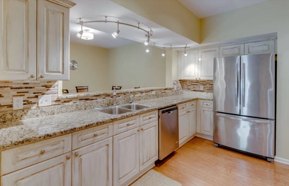 6820 Highway 70 S 419