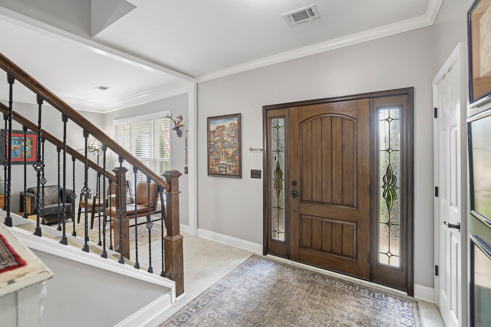 2235 Monthemer Cv