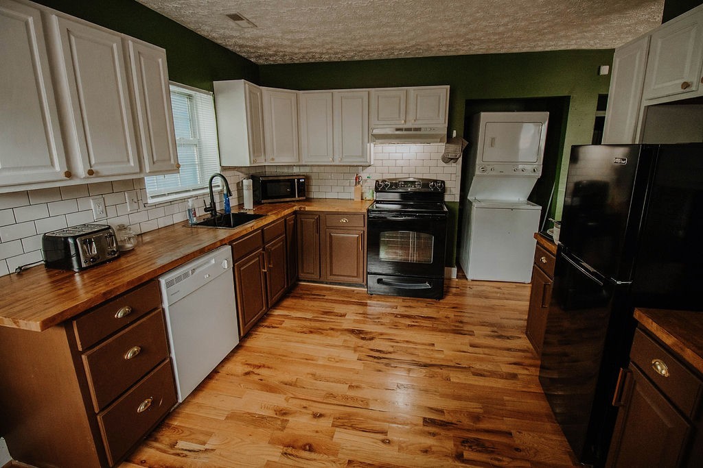 Columbia, Tennessee 38401, United States, ,Residential,Pending,135105