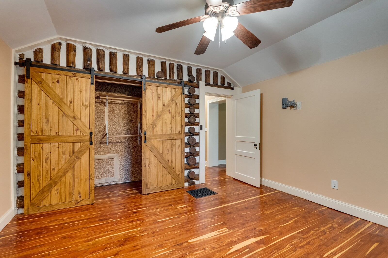 Brentwood, Tennessee, 37027, United States, 3 Bedrooms Bedrooms, ,3 BathroomsBathrooms,Residential,Active,1967284