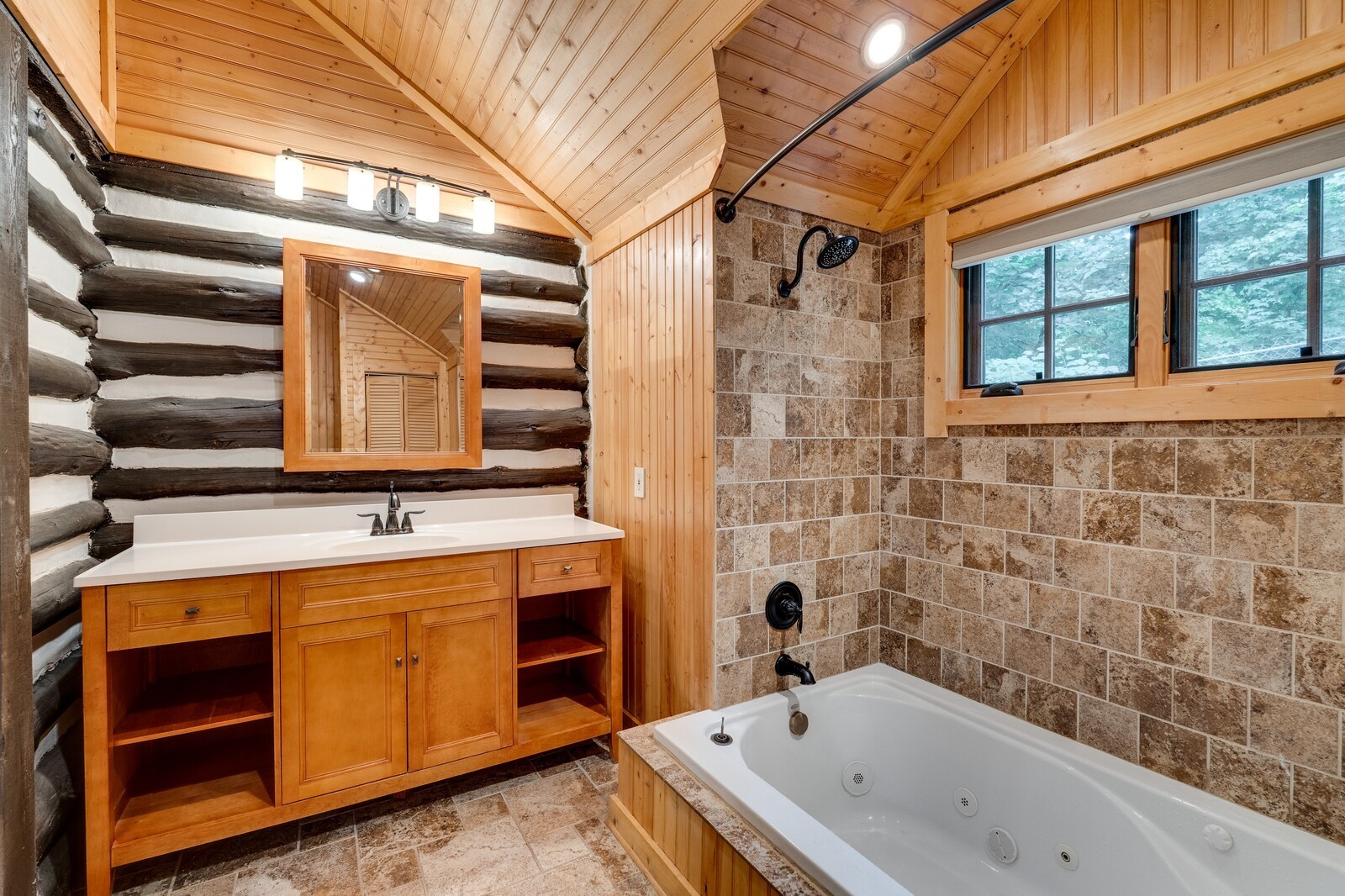 Brentwood, Tennessee, 37027, United States, 3 Bedrooms Bedrooms, ,3 BathroomsBathrooms,Residential,Active,1967284