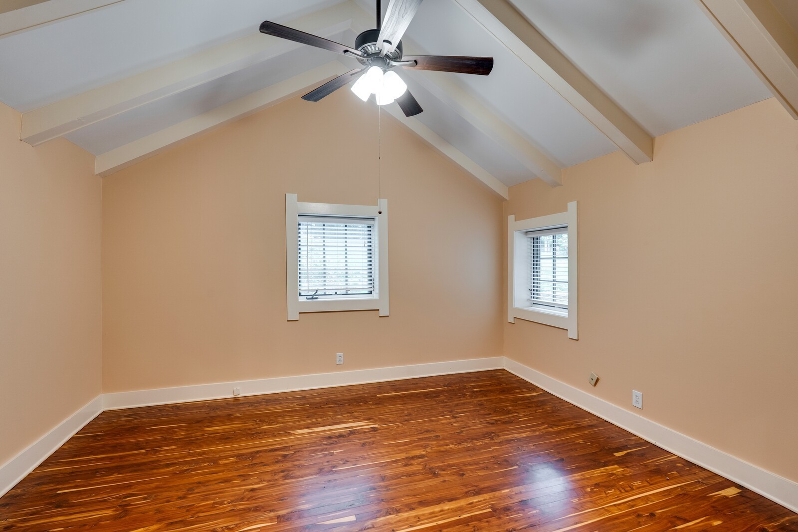 Brentwood, Tennessee, 37027, United States, 3 Bedrooms Bedrooms, ,3 BathroomsBathrooms,Residential,Active,1967284
