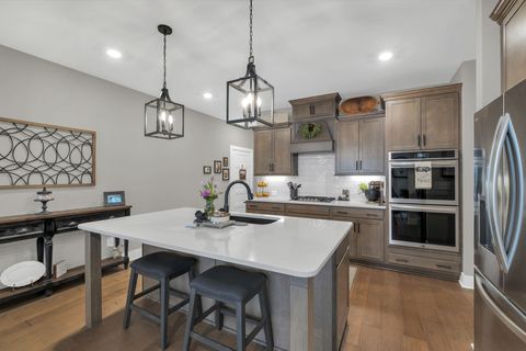 MLS: 2821506
