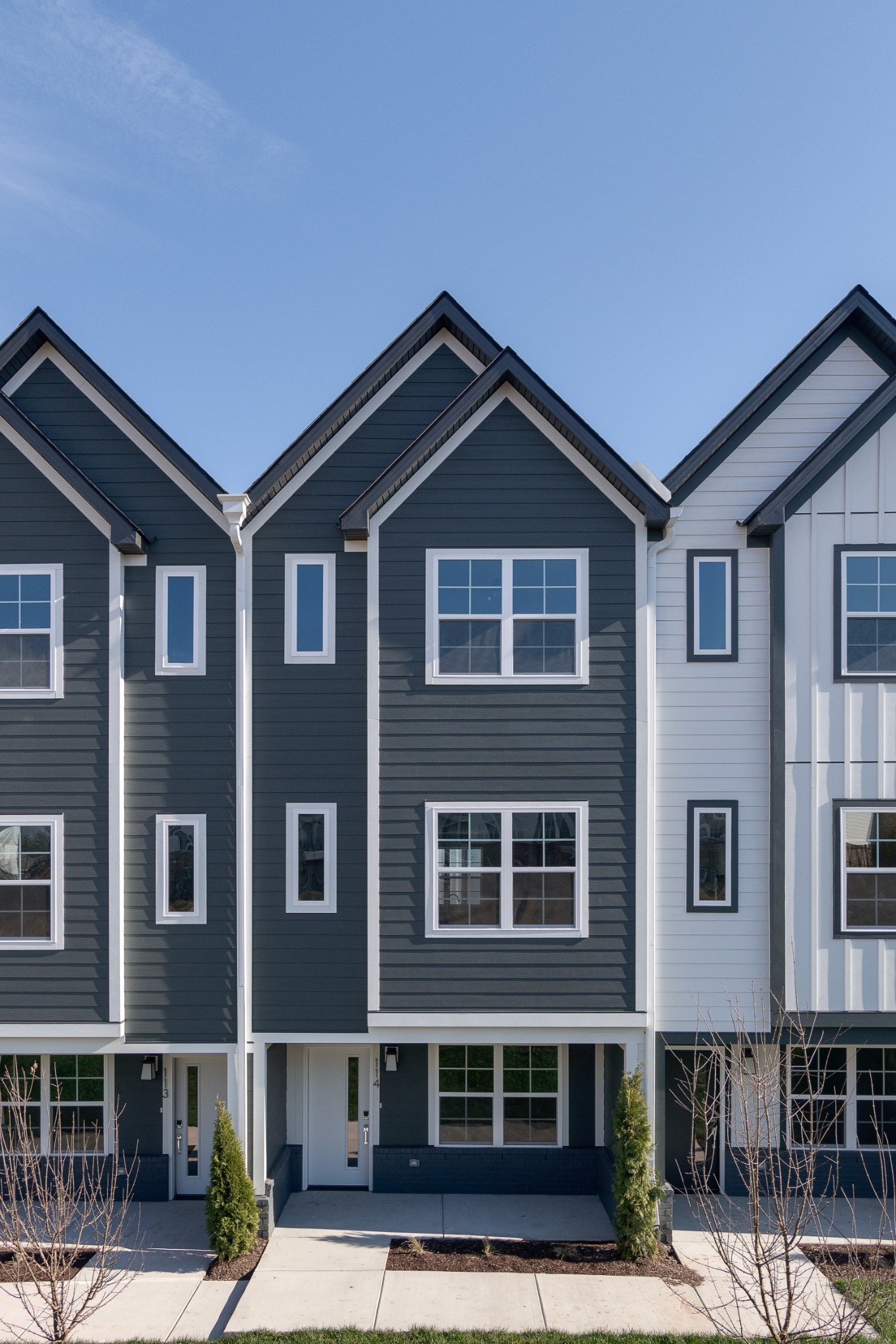 700 N DuPont Ave 114