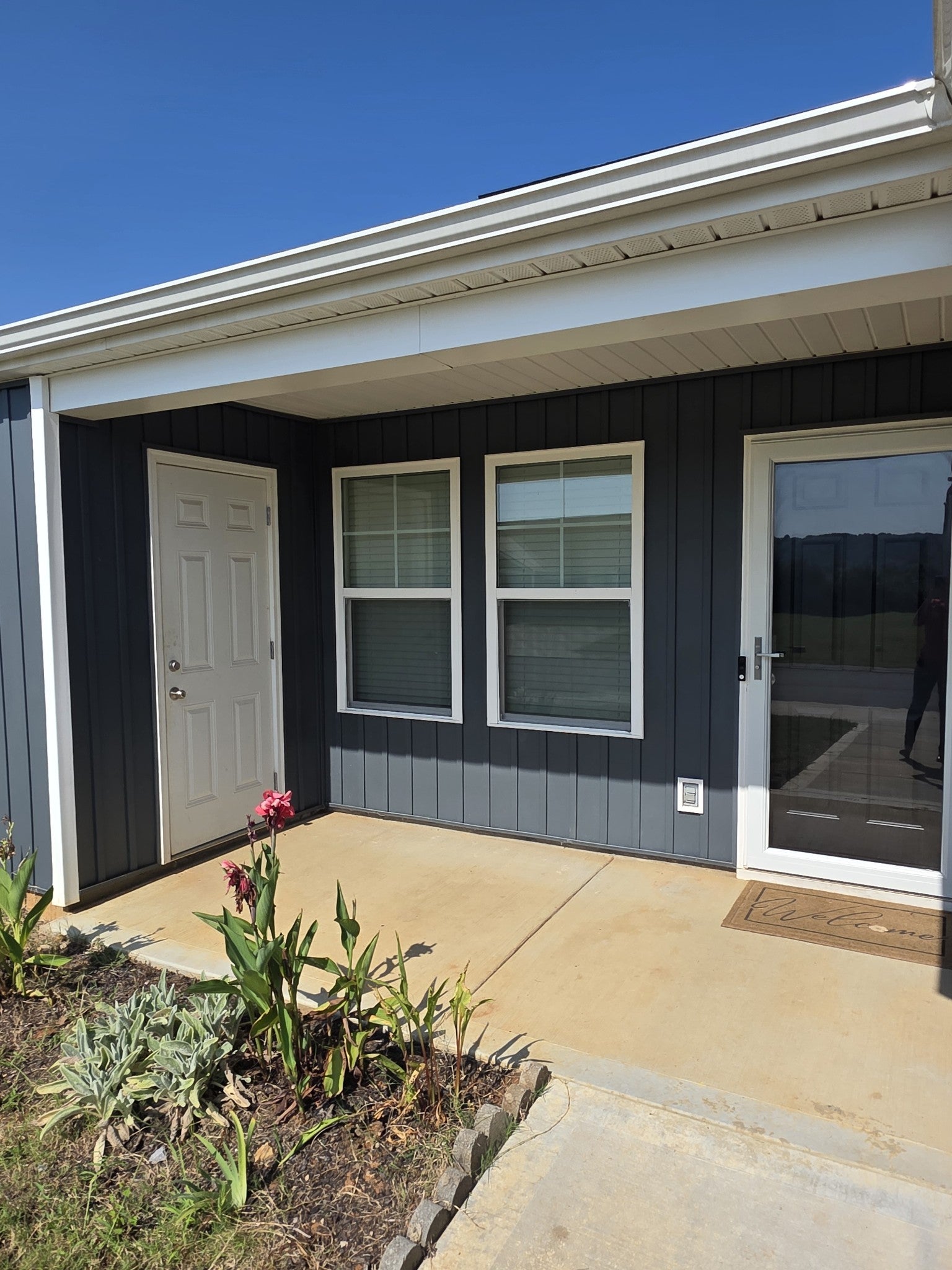 137 Crescent Cir