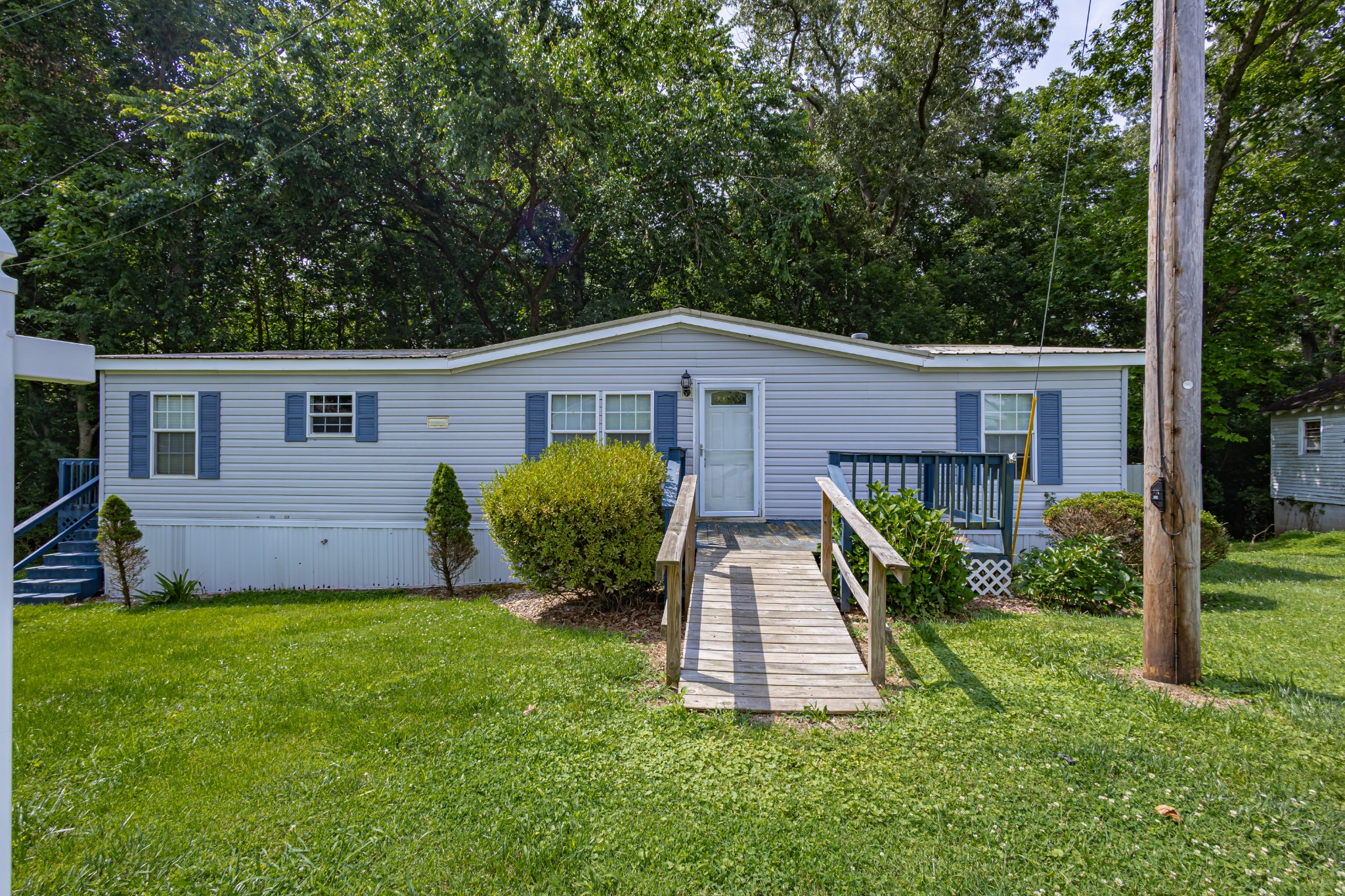 301 Shasteen St