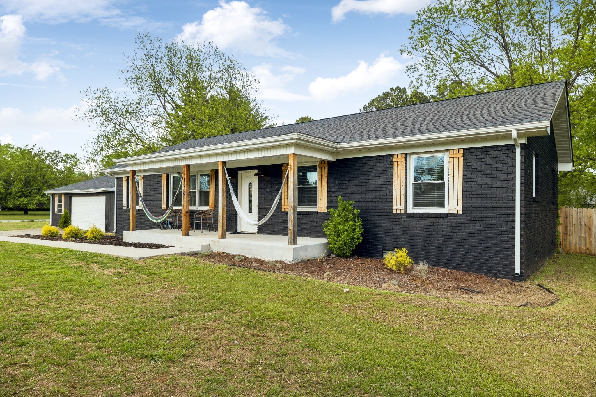 176 Morningside Dr