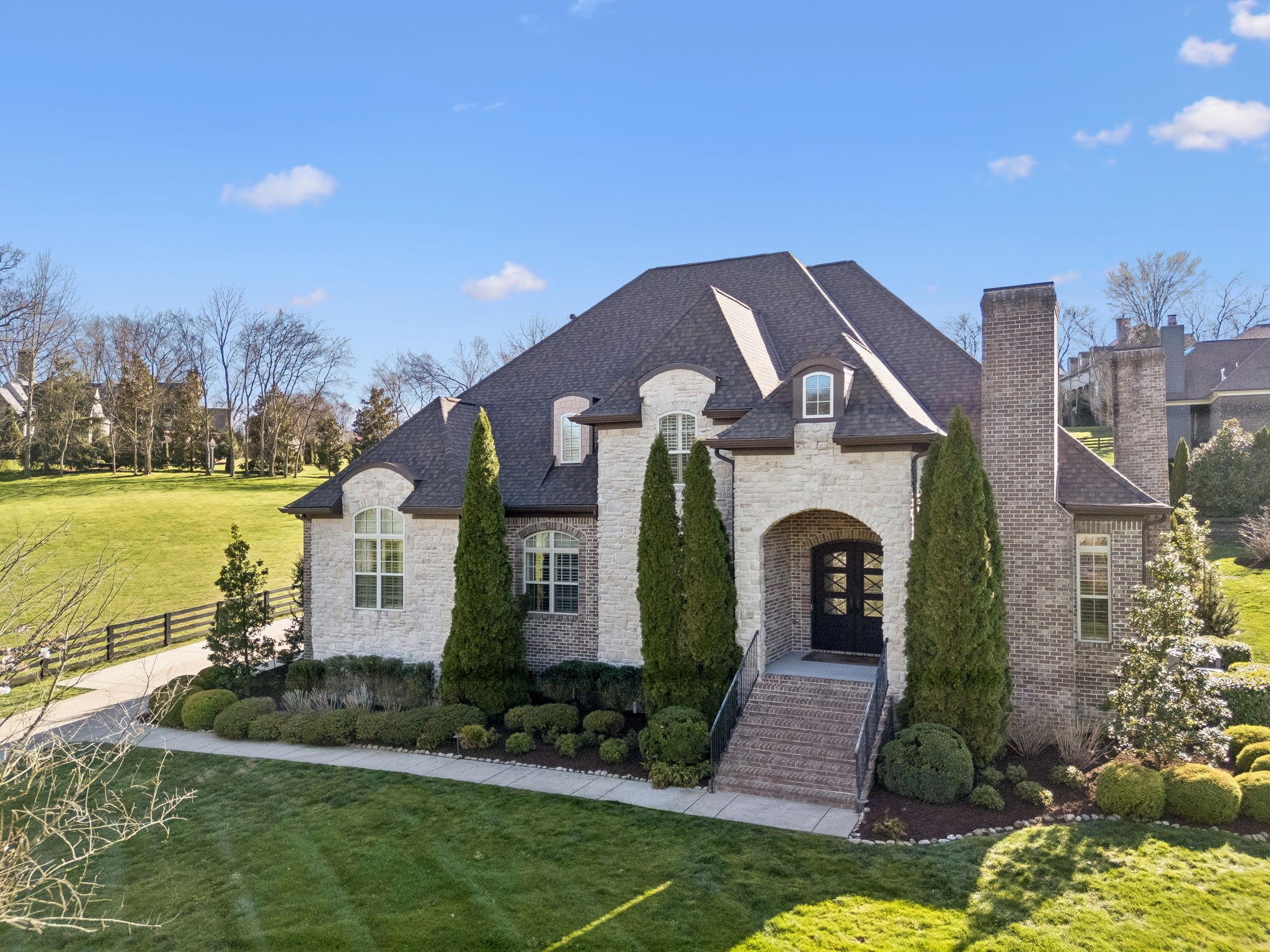 7201 Prairie Falcon Dr