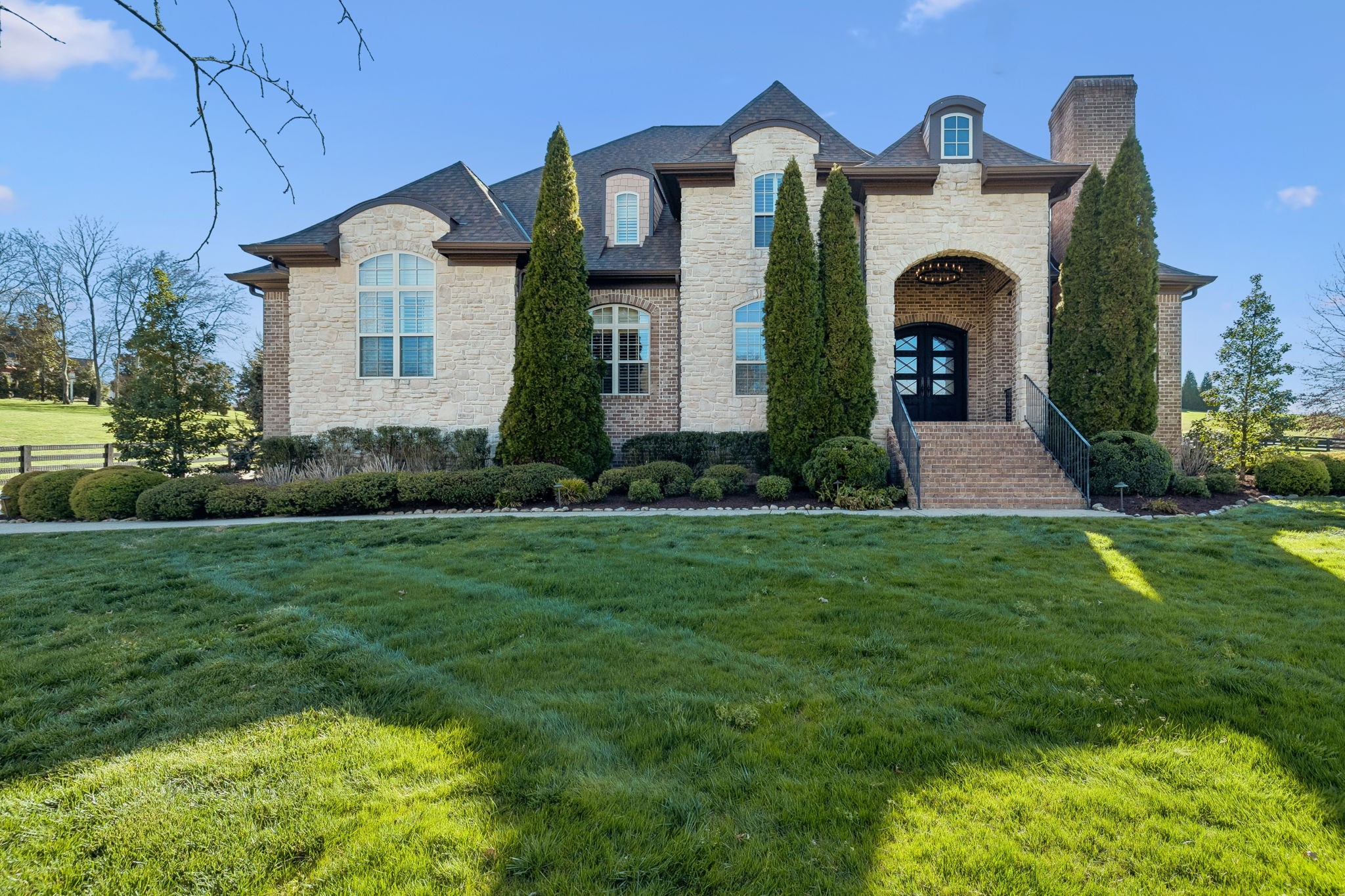 7201 Prairie Falcon Dr