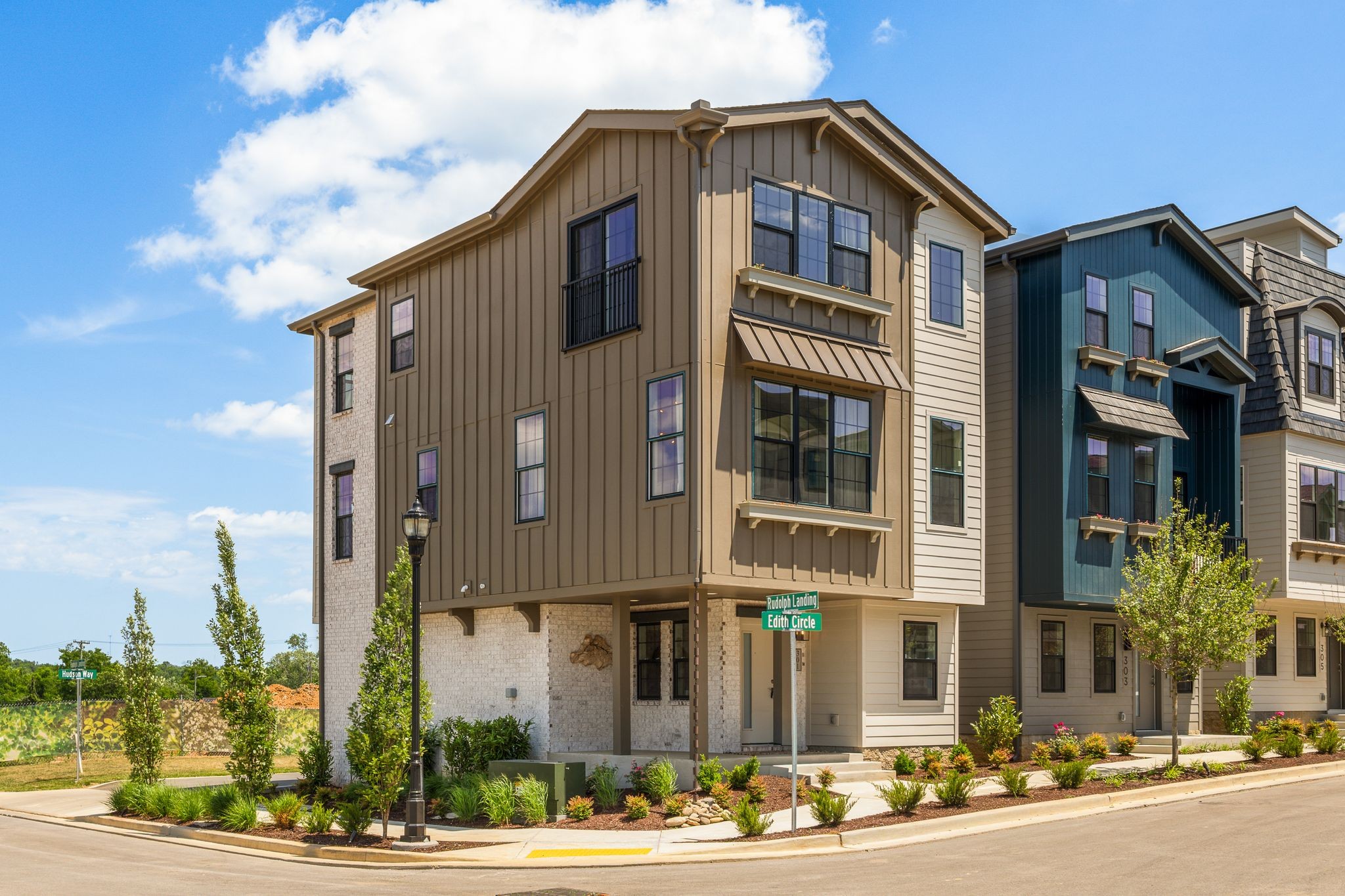 323 Edith Cir