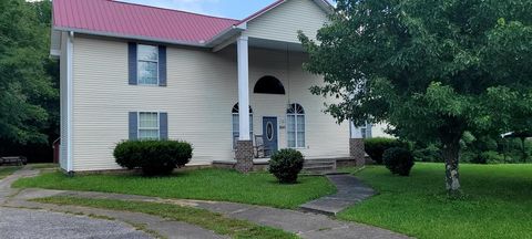 2543 S Grundy Quarles Hwy Gainesboro TN 38562