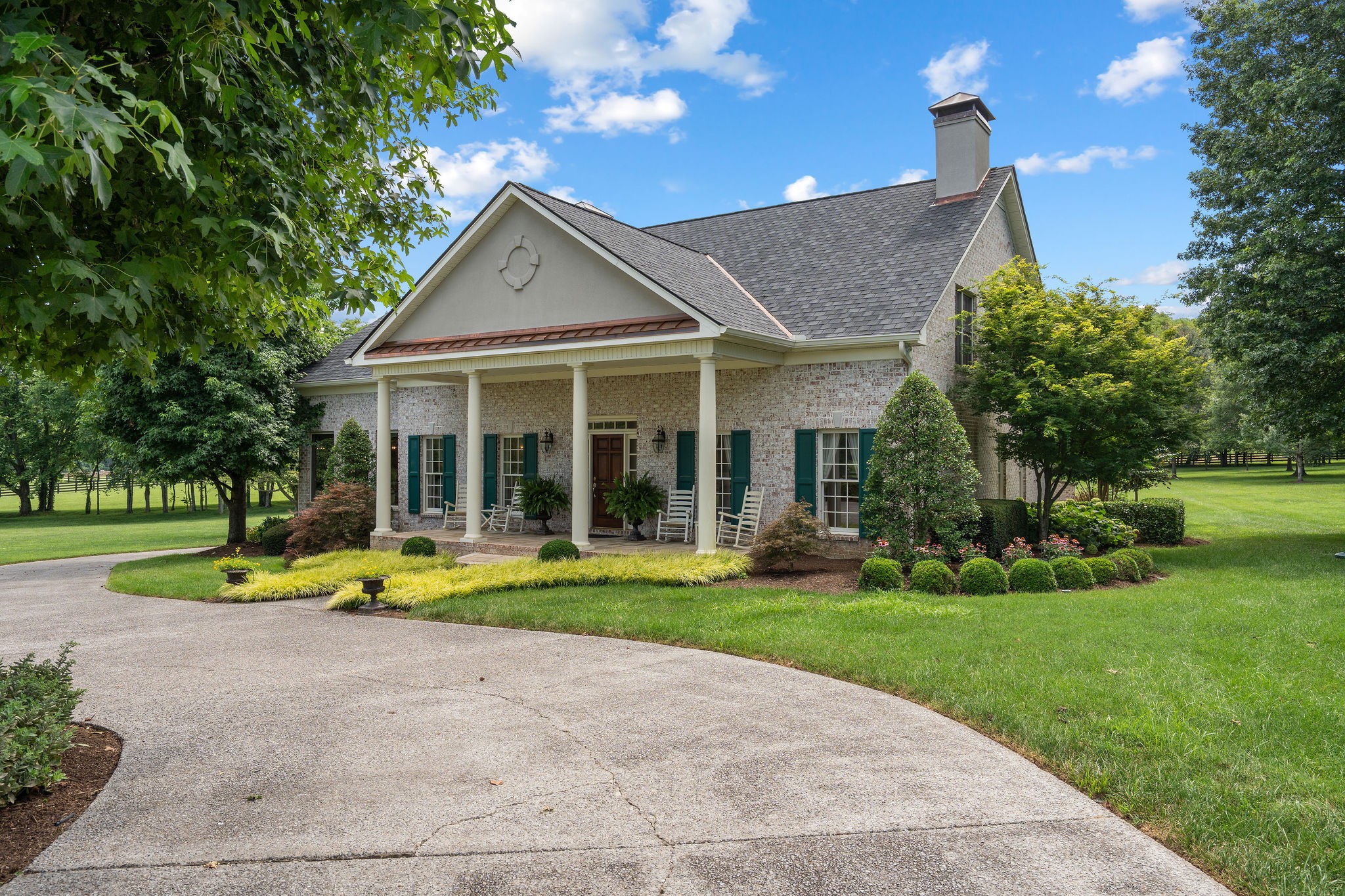 3615 Bear Creek Ln