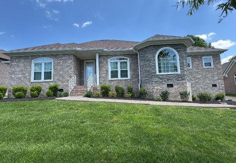 114 Collinwood Dr Gallatin TN 37066
