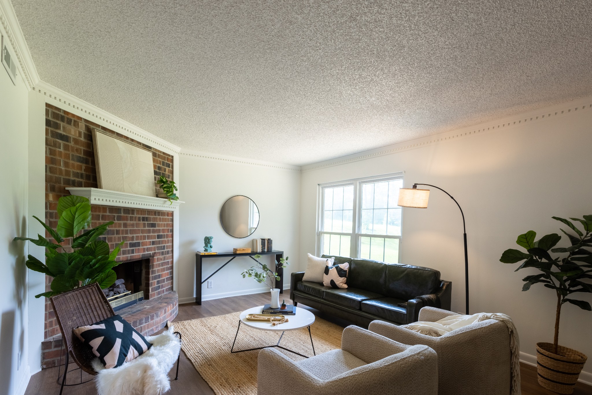 5600 Country Dr 303