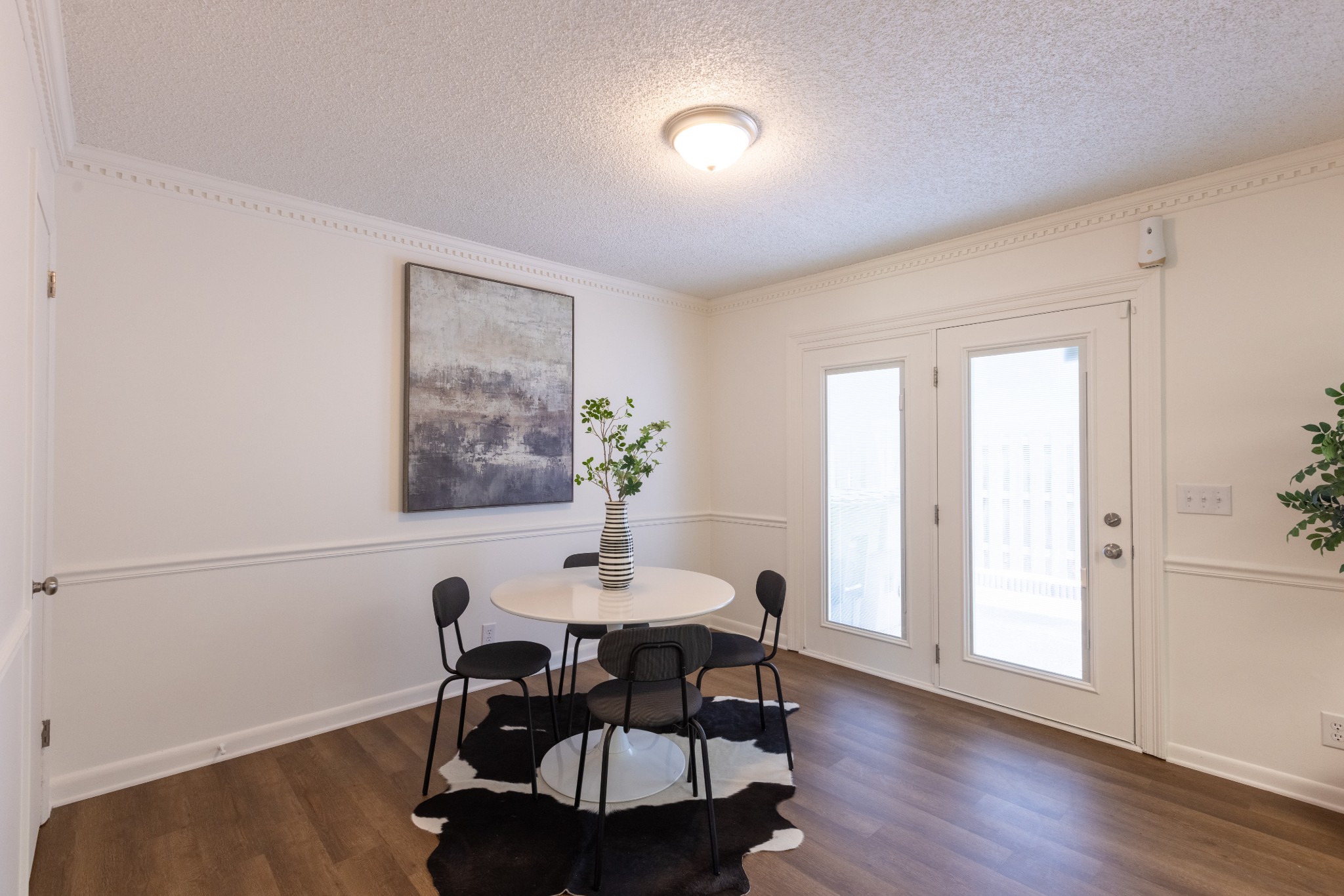 5600 Country Dr 303